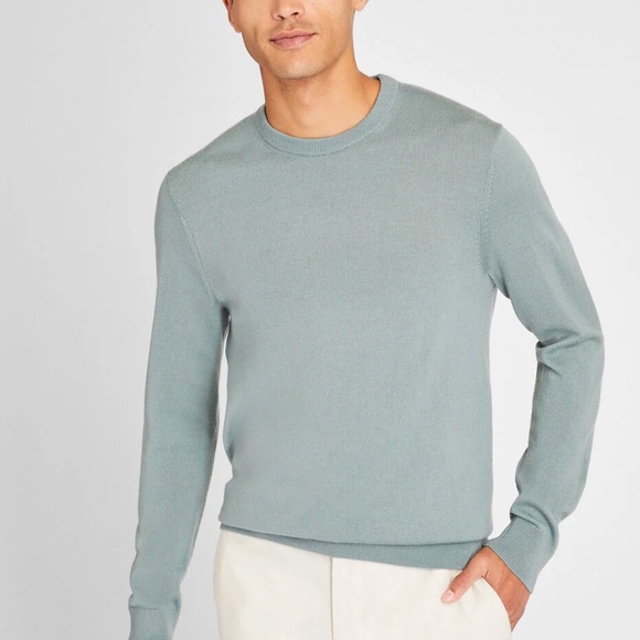 Merino Crew Sweater - Brand New - NEVER WORN - Chinois Green